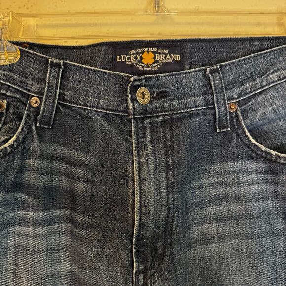 Lucky Brand Jeans Men's 36x30 Blue 429 Classic Straight Medium Wash Denim - Picture 4 of 11